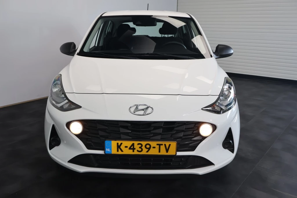 Hoofdafbeelding Hyundai i10