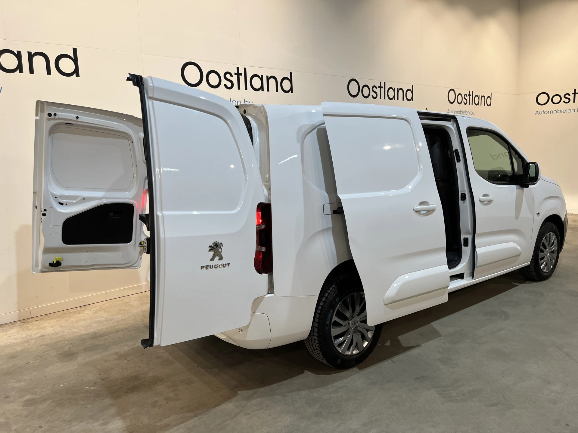 Hoofdafbeelding Peugeot Partner