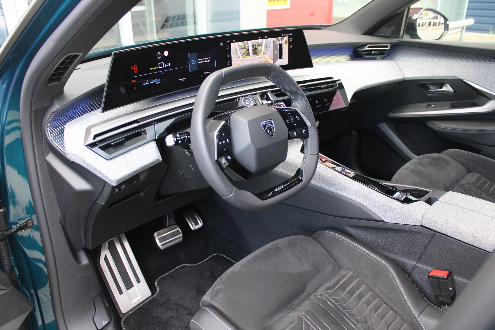 Hoofdafbeelding Peugeot e-5008