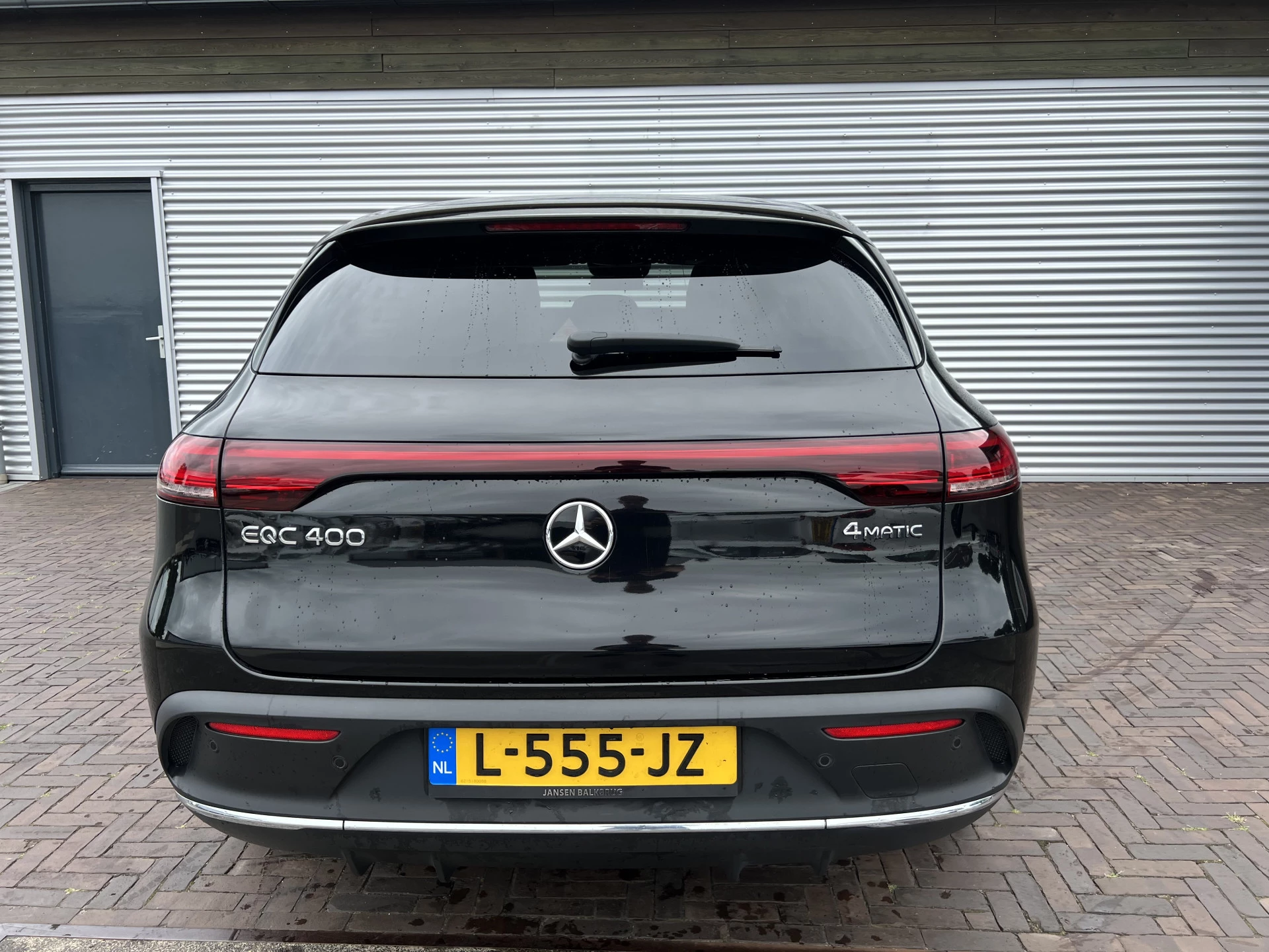 Hoofdafbeelding Mercedes-Benz EQC