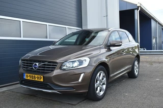 Volvo XC60 2.4 D5 Momentum Grijs kenteken Marge