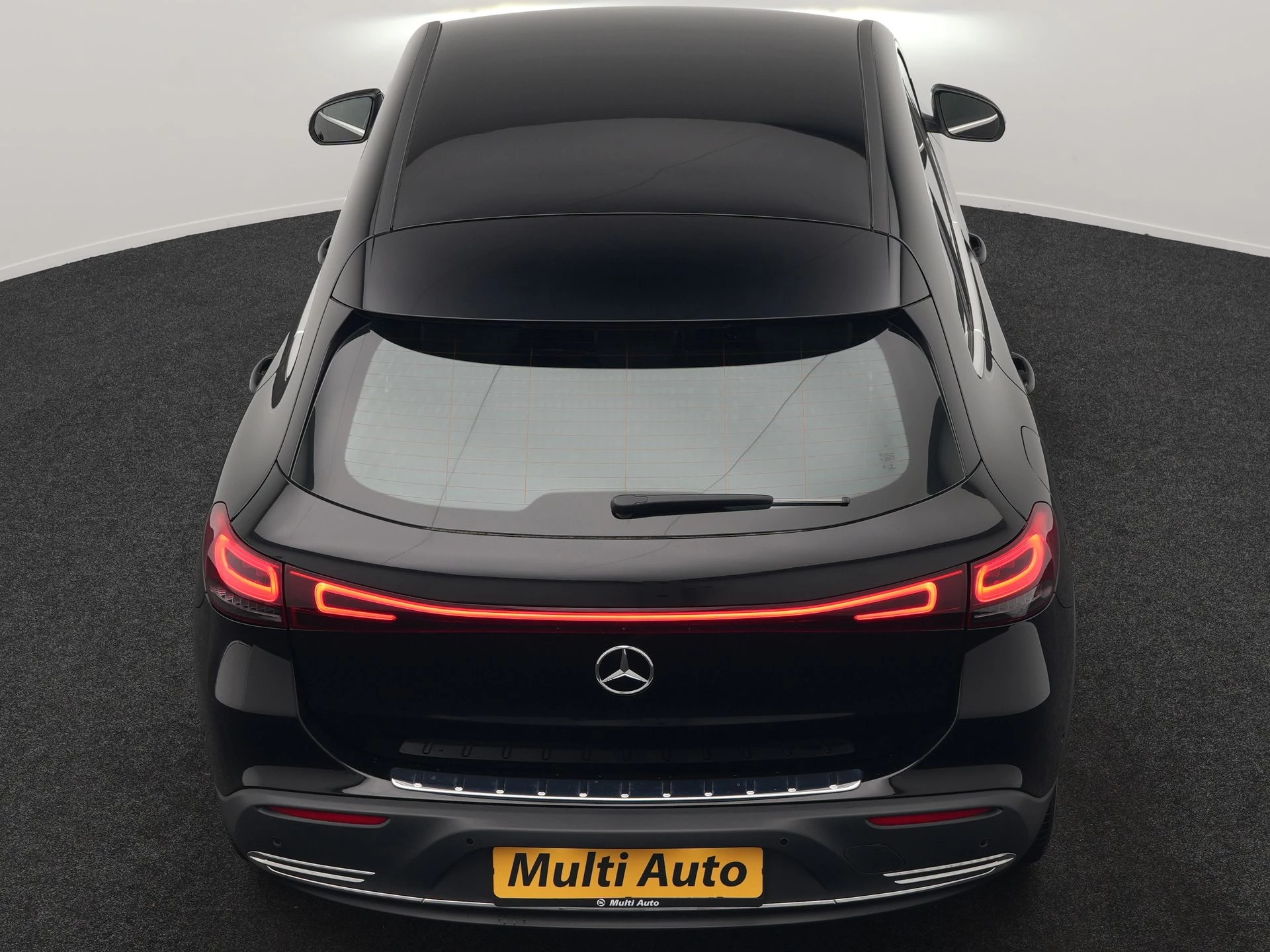 Hoofdafbeelding Mercedes-Benz EQA