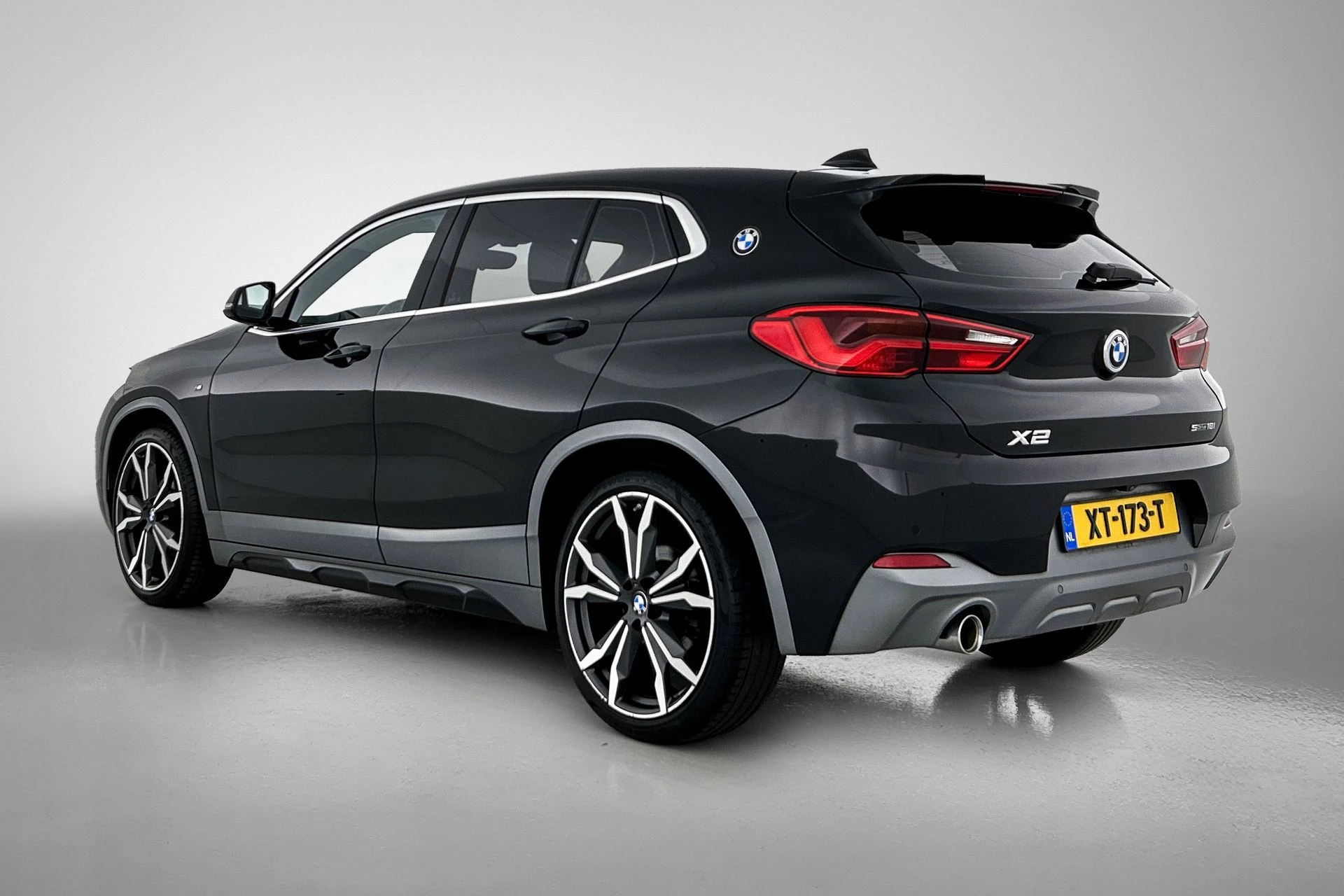 Hoofdafbeelding BMW X2