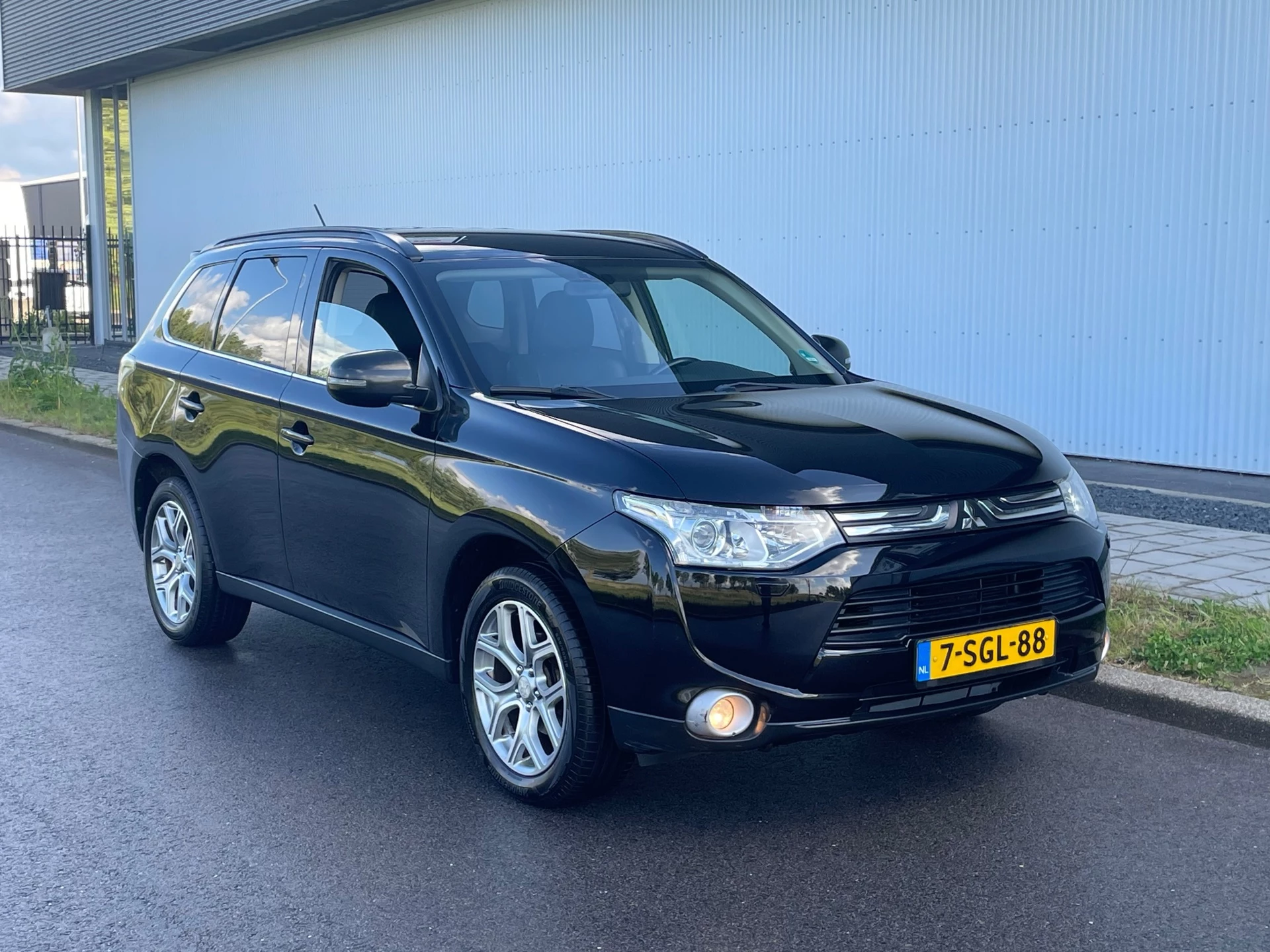 Hoofdafbeelding Mitsubishi Outlander