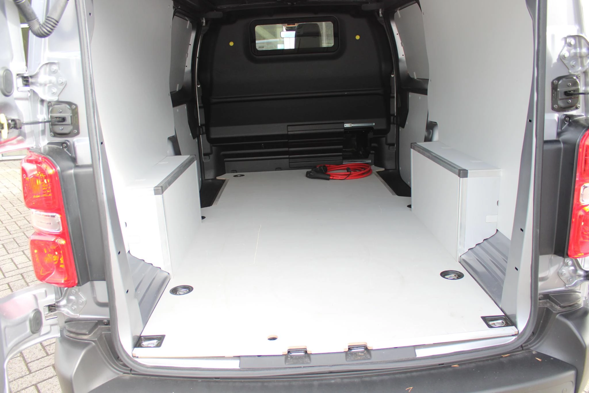 Hoofdafbeelding Peugeot e-Expert