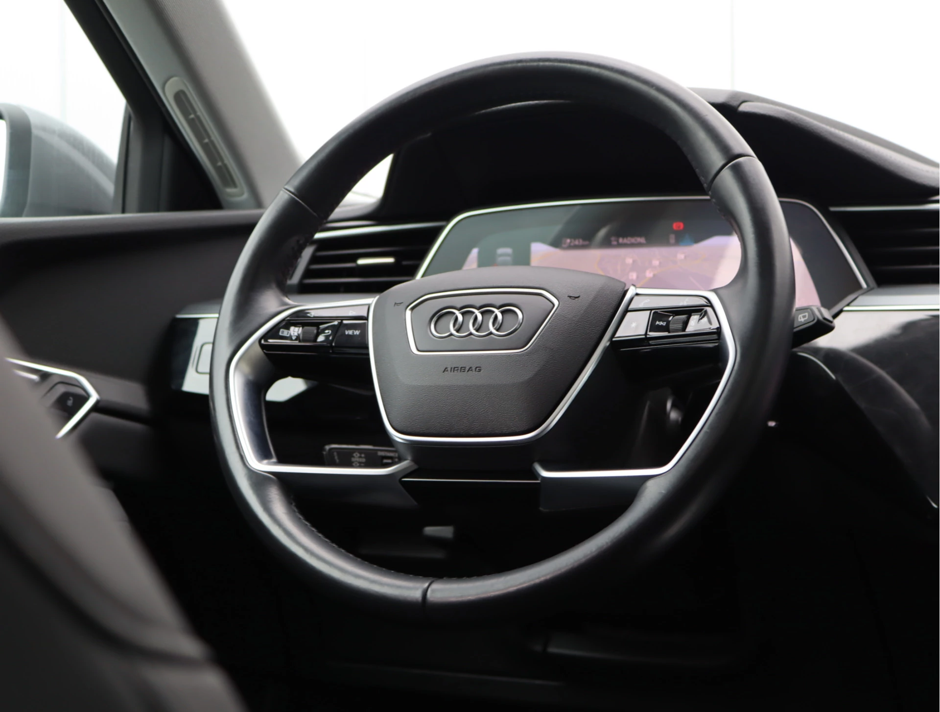 Hoofdafbeelding Audi e-tron