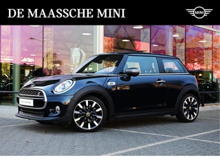 MINI Electric Yours 33 kWh / Panoramadak / Achteruitrijcamera / Sportstoelen / Stoelverwarming / Adaptieve LED / Park Assistant / Head-Up / Harman Kardon