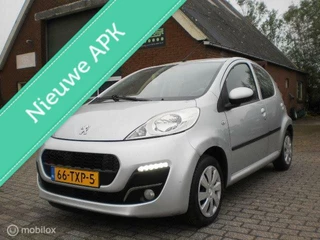 Hoofdafbeelding Peugeot 107 Peugeot 107 1.0 Blue Lease,  AIRCO, APK NIEUW BIJ AFLEVERING