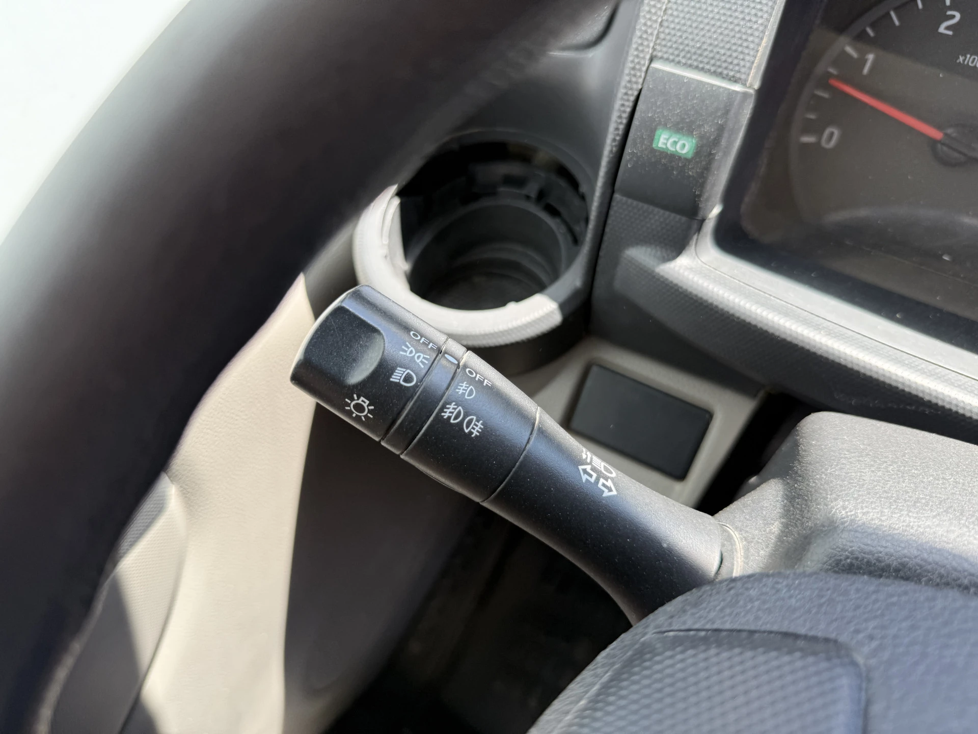 Hoofdafbeelding Nissan NT400