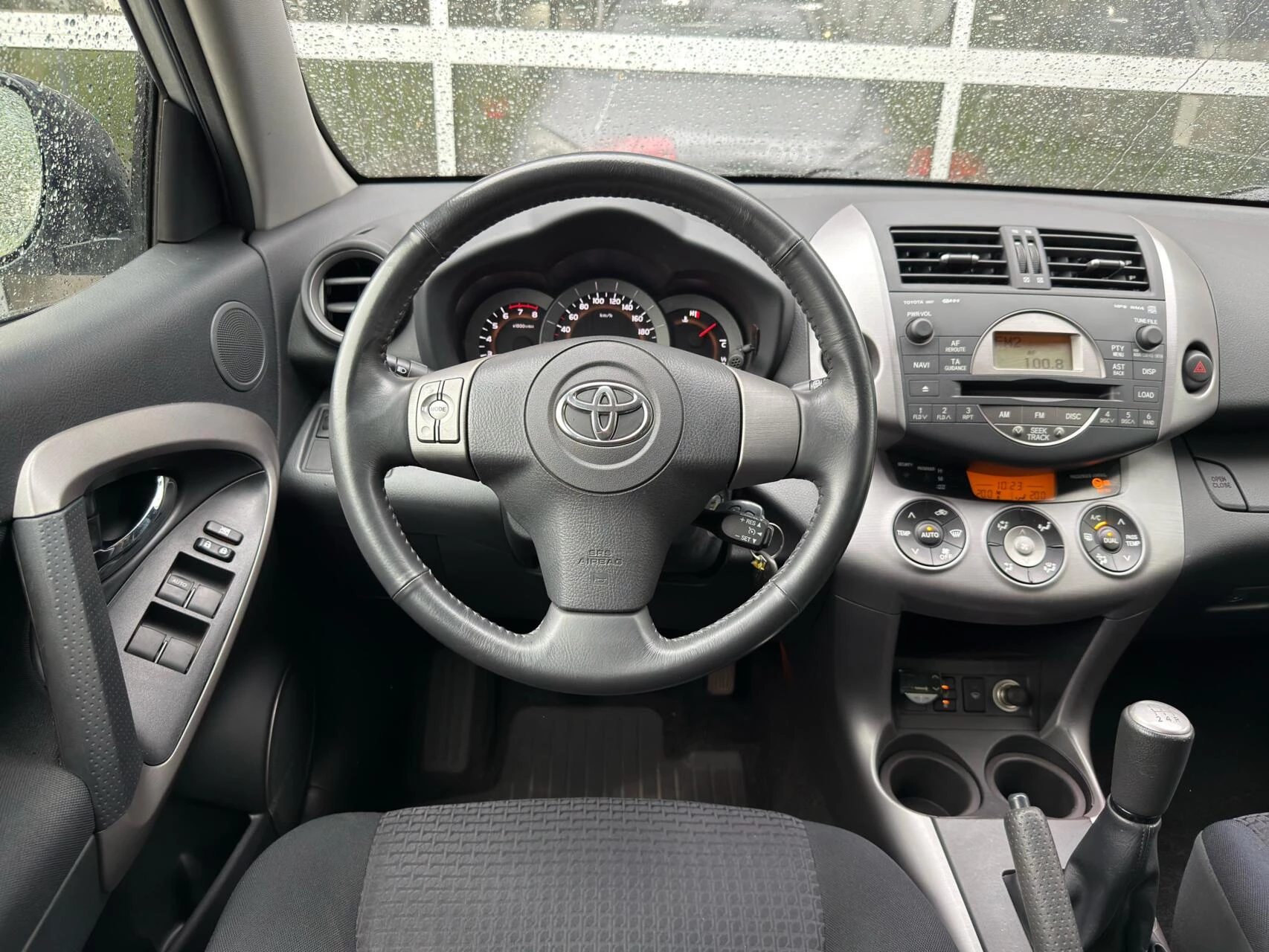 Hoofdafbeelding Toyota RAV4