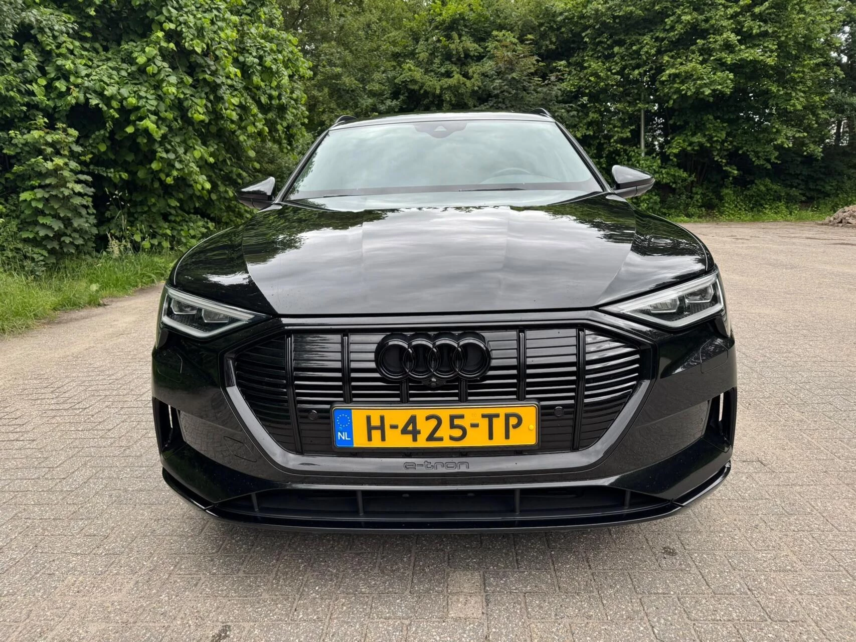 Hoofdafbeelding Audi e-tron