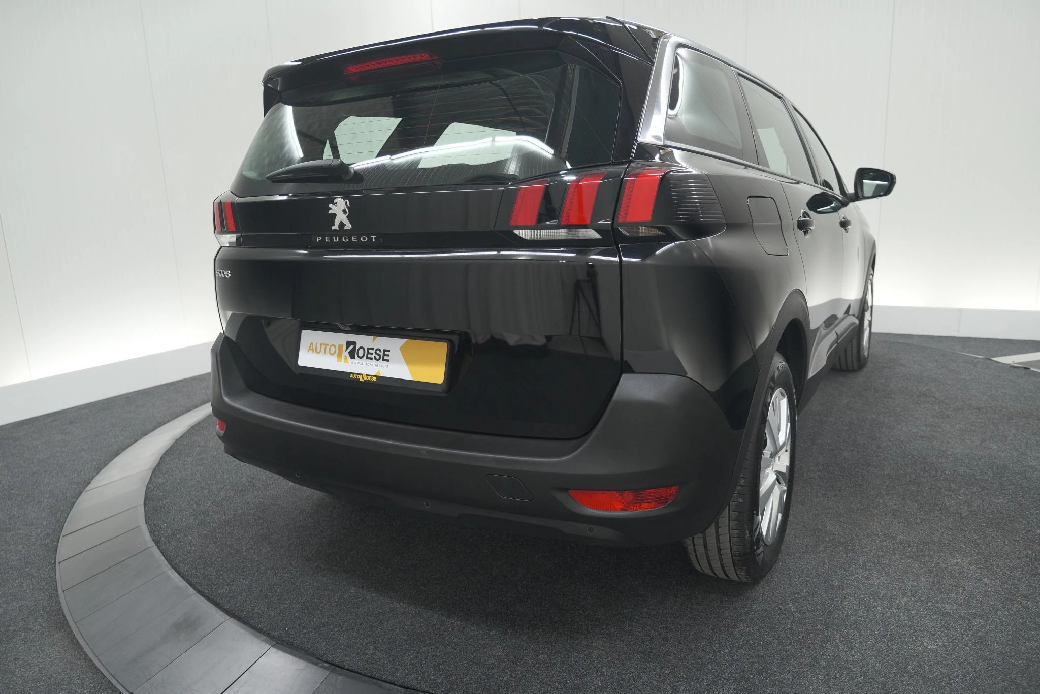 Hoofdafbeelding Peugeot 5008