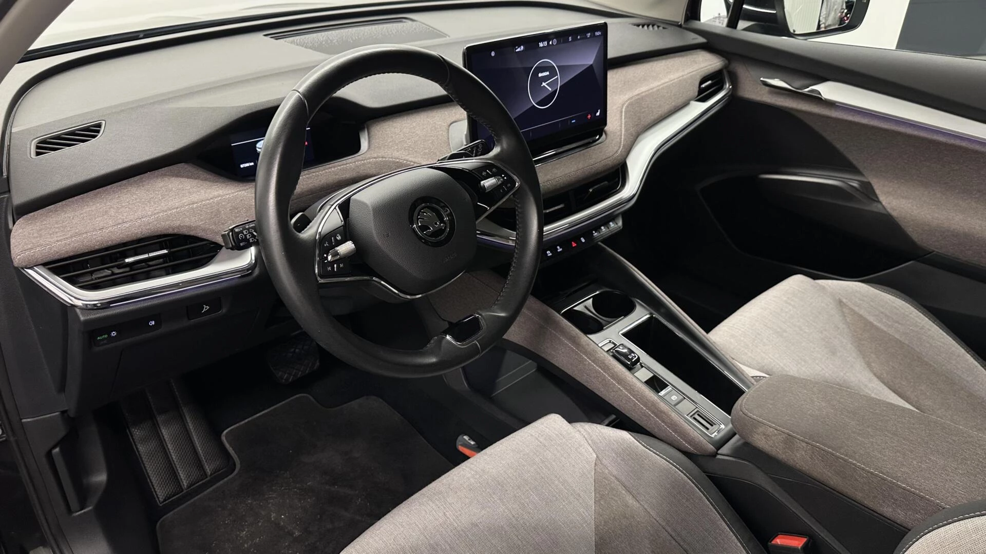 Hoofdafbeelding Škoda Enyaq iV