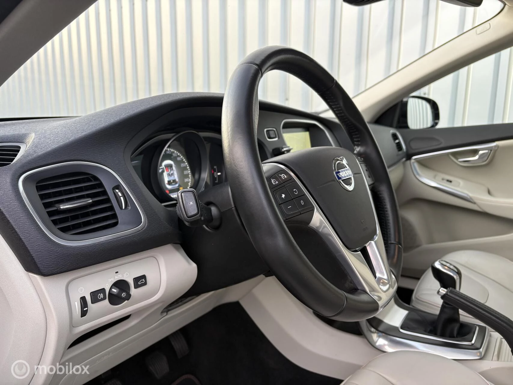 Hoofdafbeelding Volvo V40