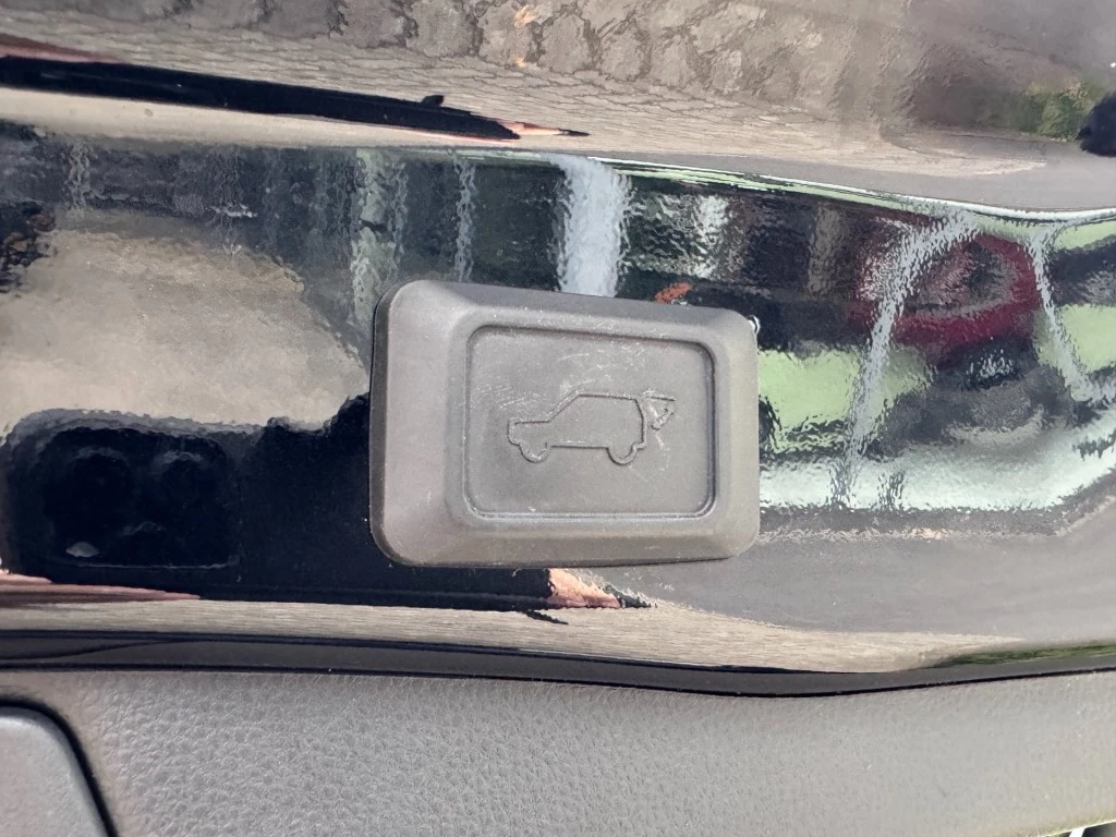 Hoofdafbeelding Suzuki Across