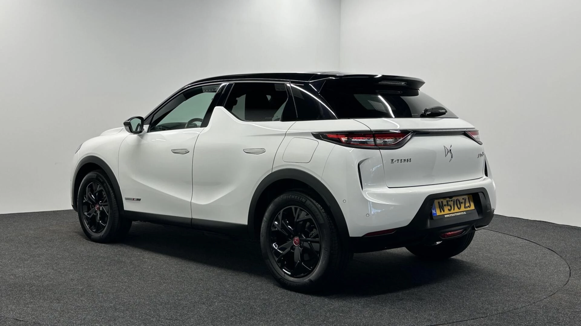 Hoofdafbeelding DS DS 3