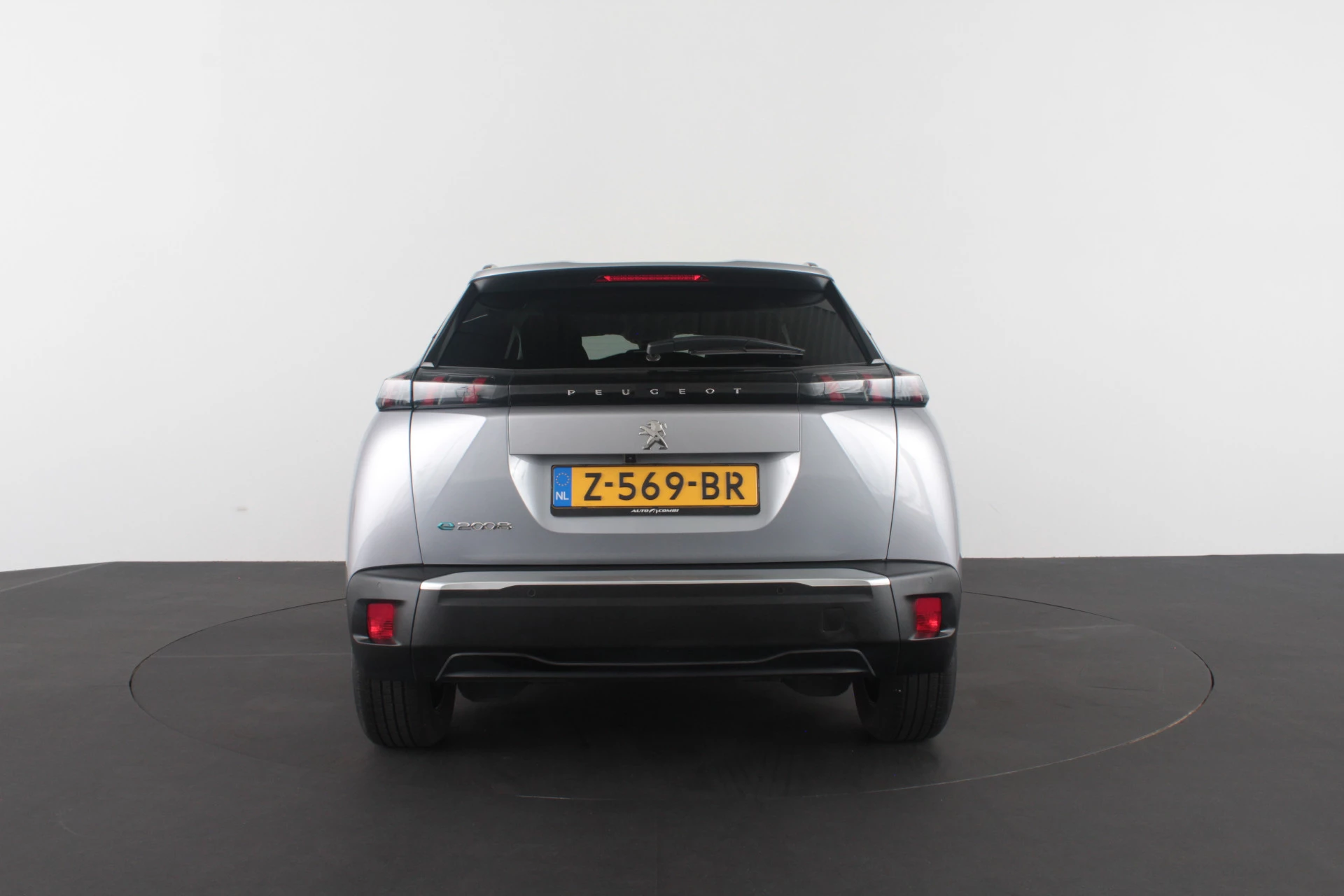 Hoofdafbeelding Peugeot e-2008