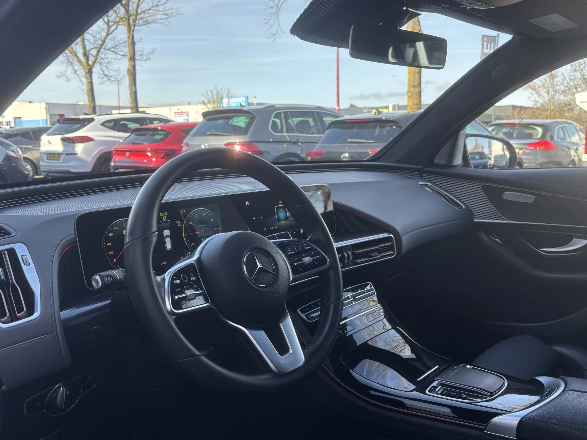 Hoofdafbeelding Mercedes-Benz EQC