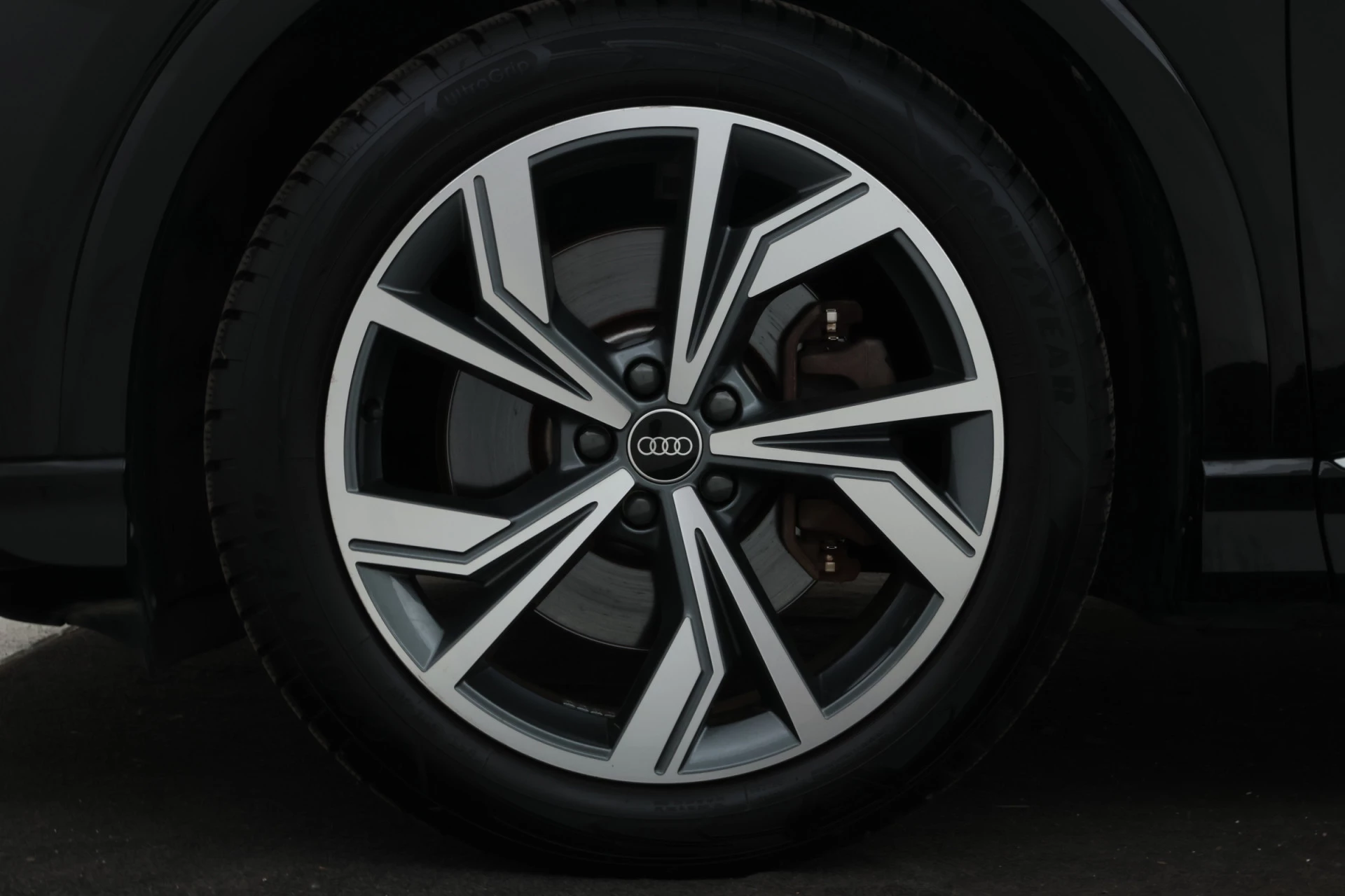 Hoofdafbeelding Audi Q4 Sportback e-tron