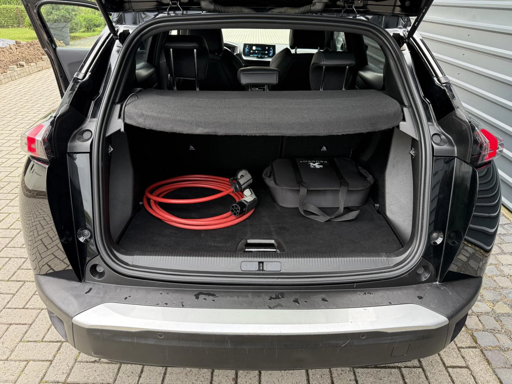 Hoofdafbeelding Peugeot e-2008