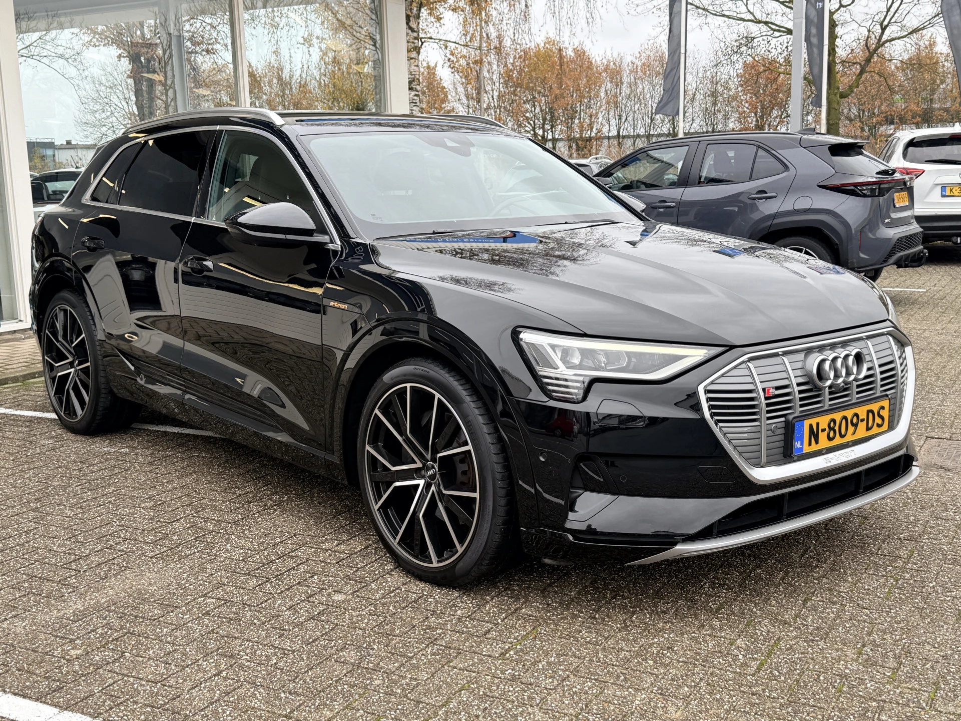 Hoofdafbeelding Audi e-tron