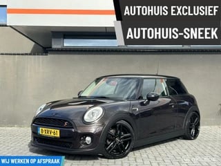 Mini Mini 1.5 Cooper Business / S- uitvoering / 149PK