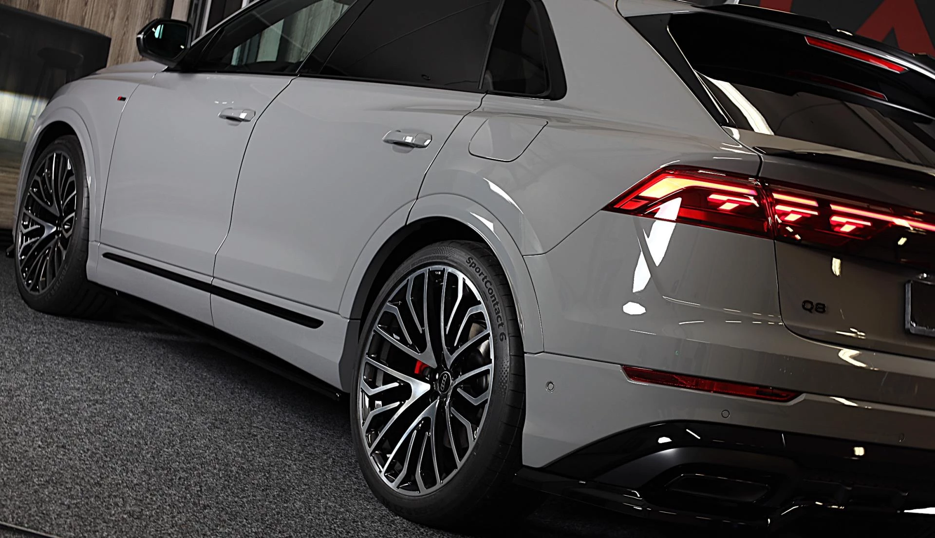 Hoofdafbeelding Audi Q8