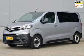Hoofdafbeelding Toyota ProAce Toyota PROACE Shuttle 1.5 D-4D Navigator Medium
