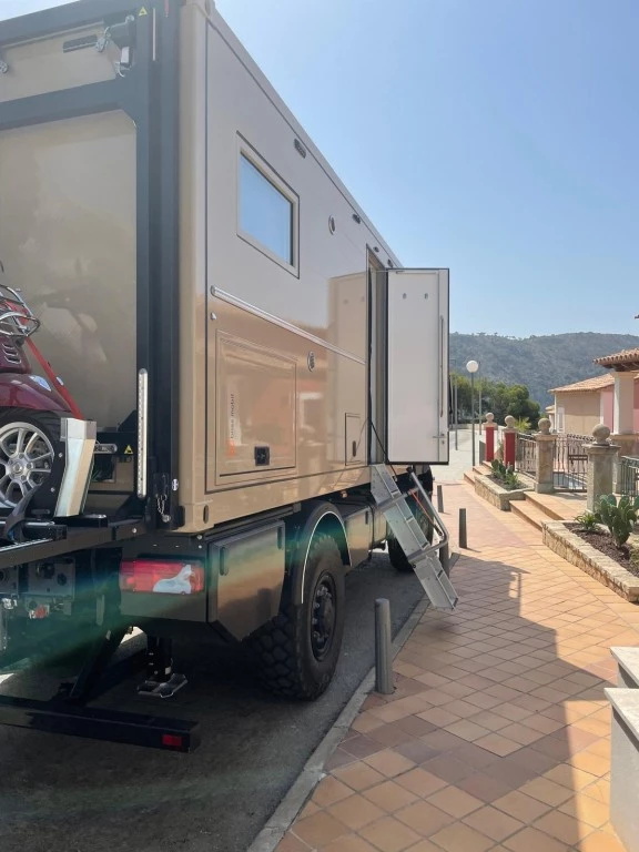 Hoofdafbeelding MAN Bliss 18 Foot Camper