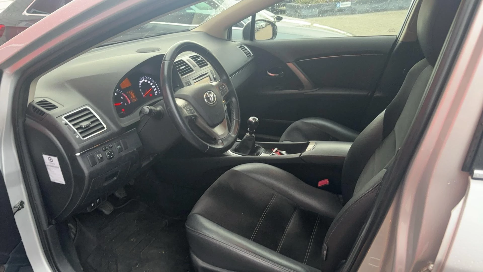 Hoofdafbeelding Toyota Avensis