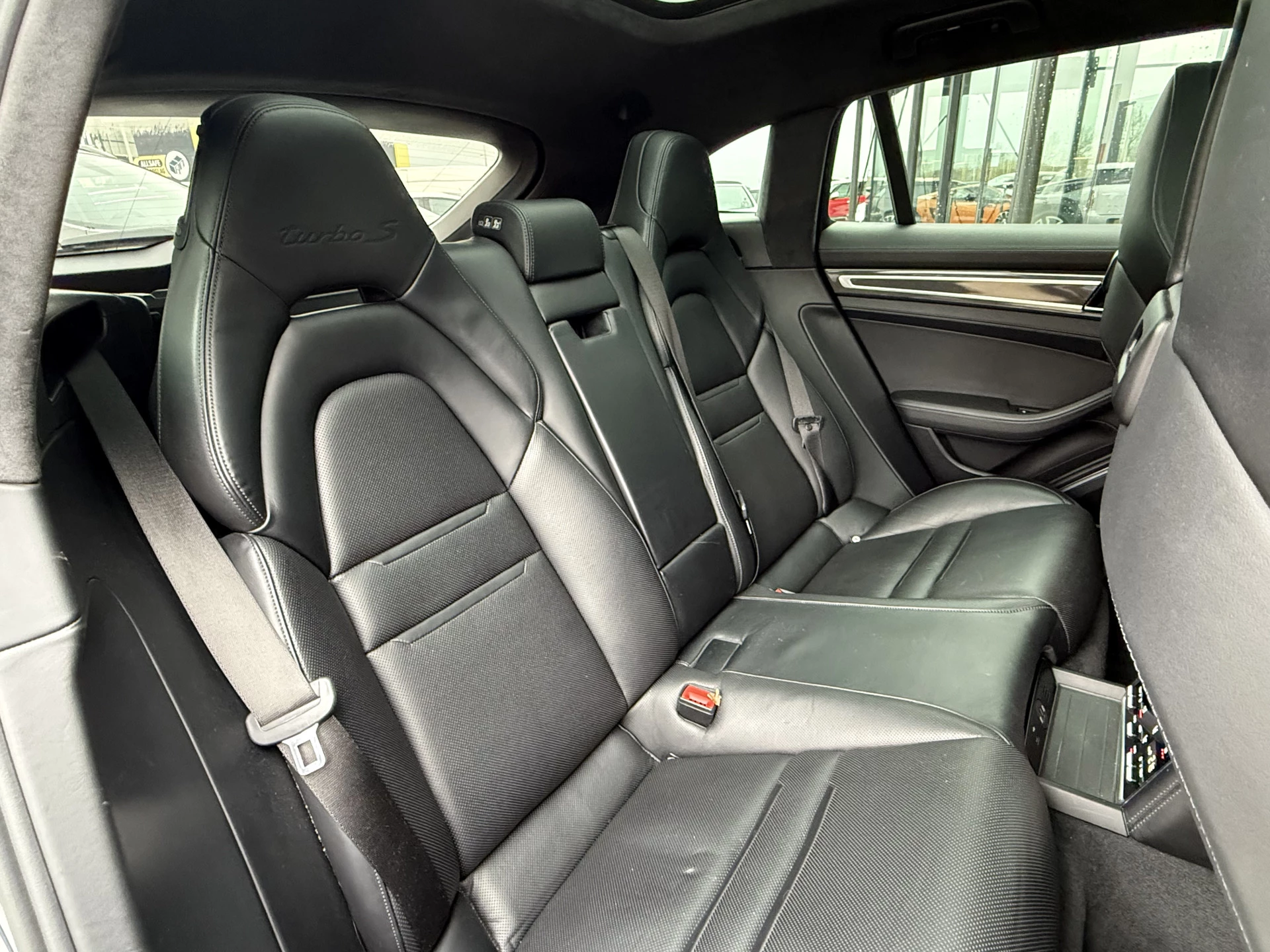 Hoofdafbeelding Porsche Panamera