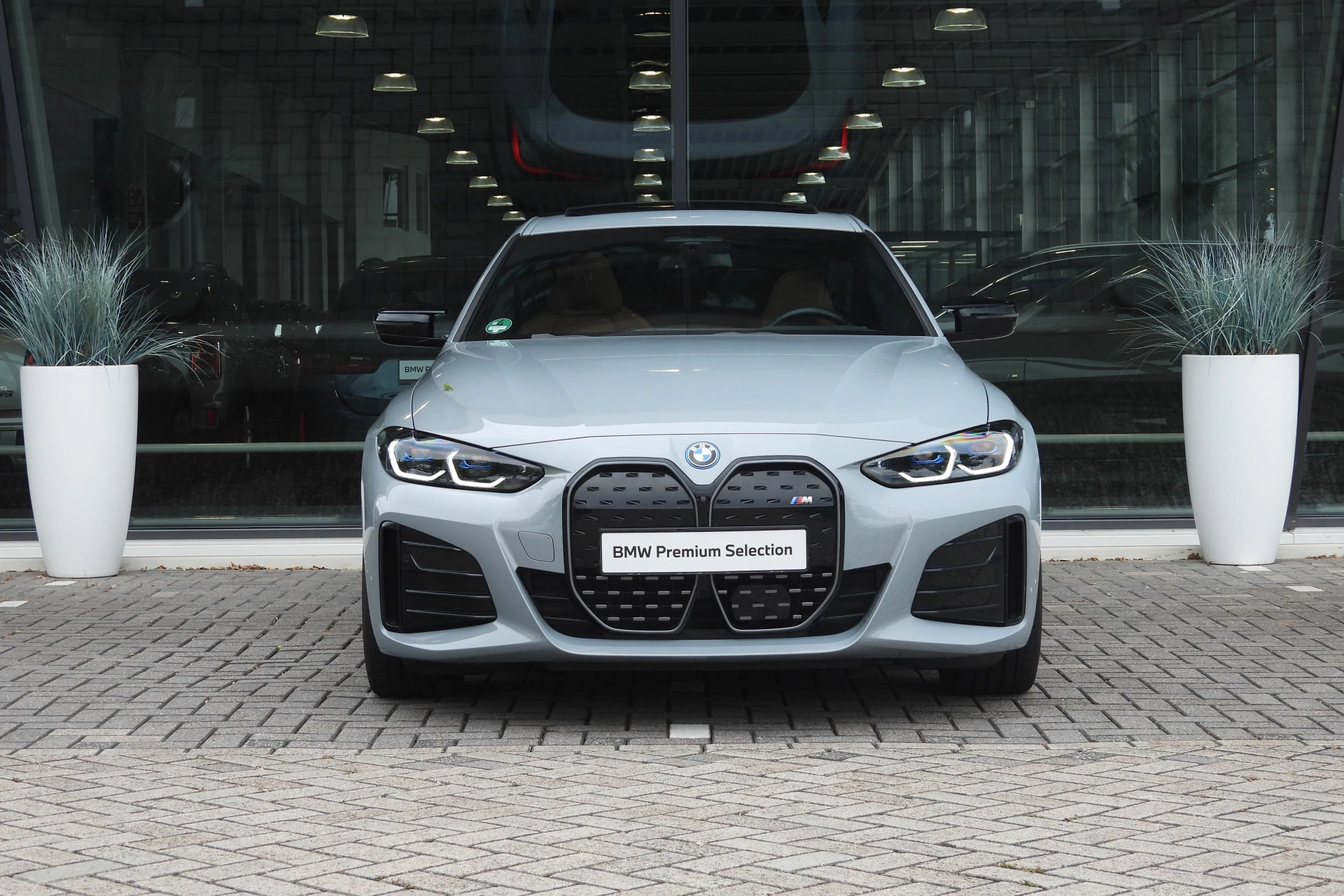 Hoofdafbeelding BMW i4