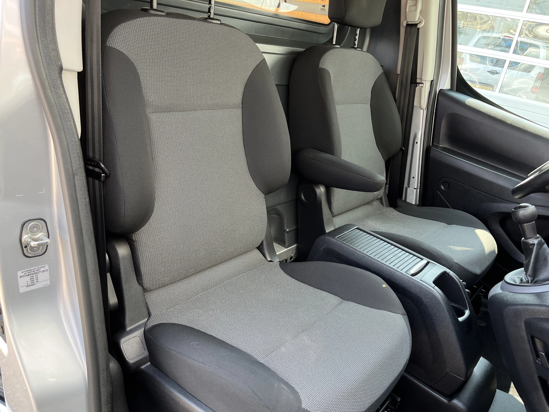 Hoofdafbeelding Peugeot Partner