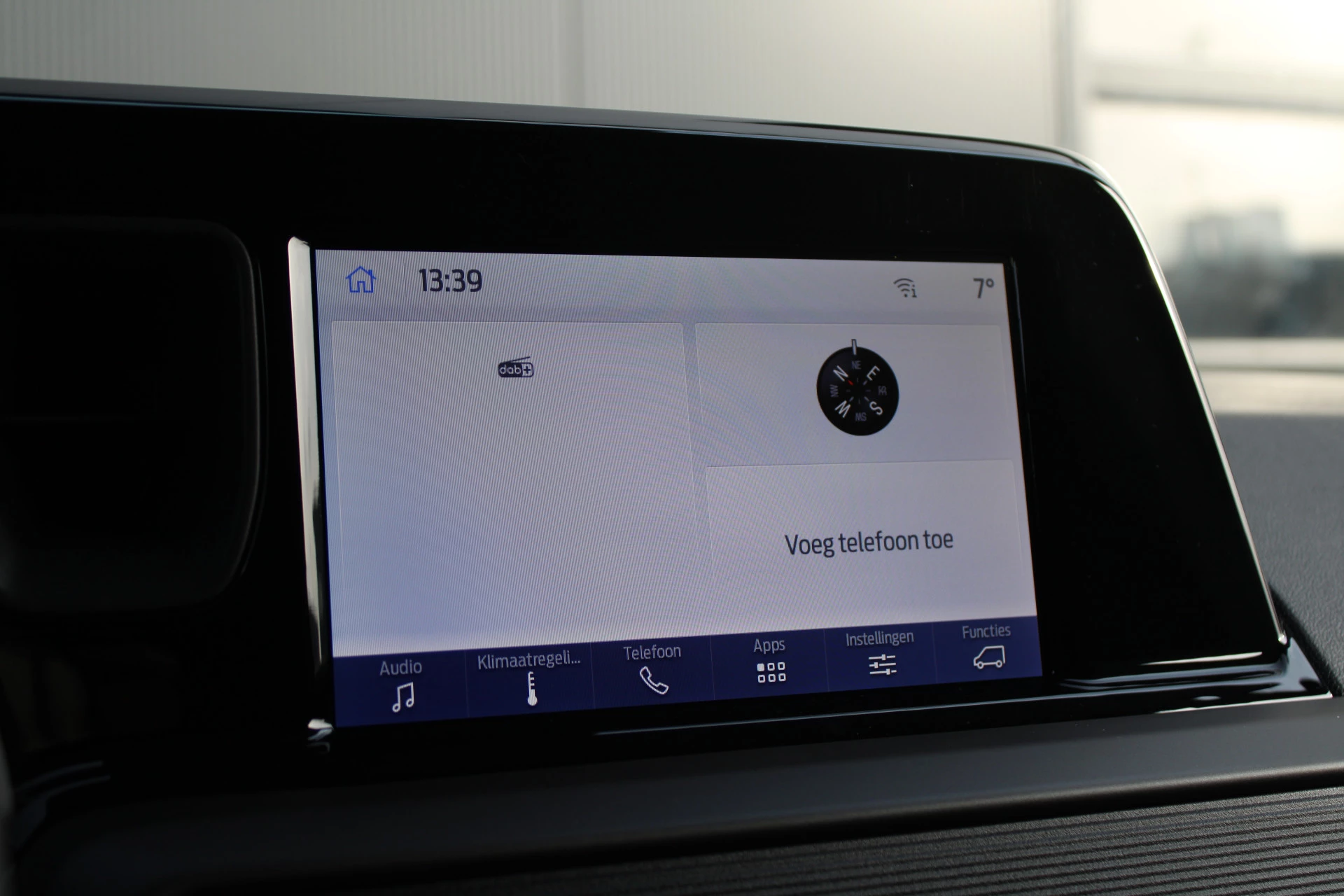 Hoofdafbeelding Ford Transit Courier