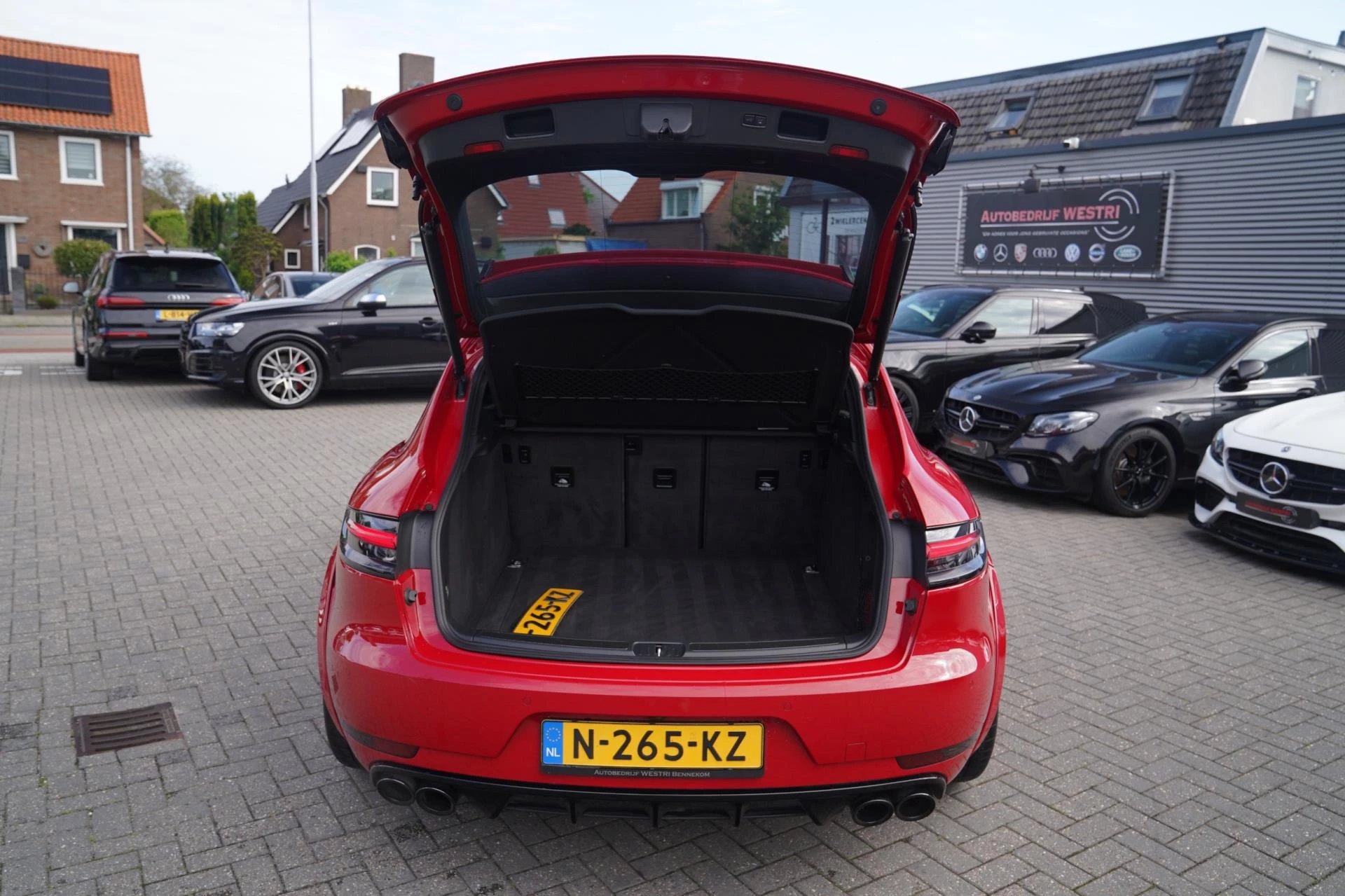 Hoofdafbeelding Porsche Macan