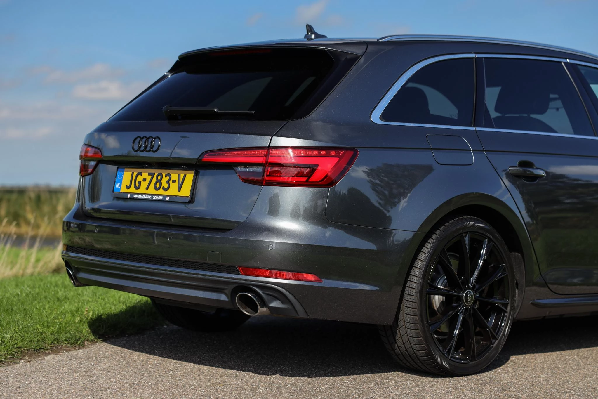 Hoofdafbeelding Audi A4