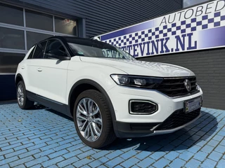 Volkswagen T-Roc 1.5 TSI ADAP CRUISE STOELVERW. AFN. TREKHAAK