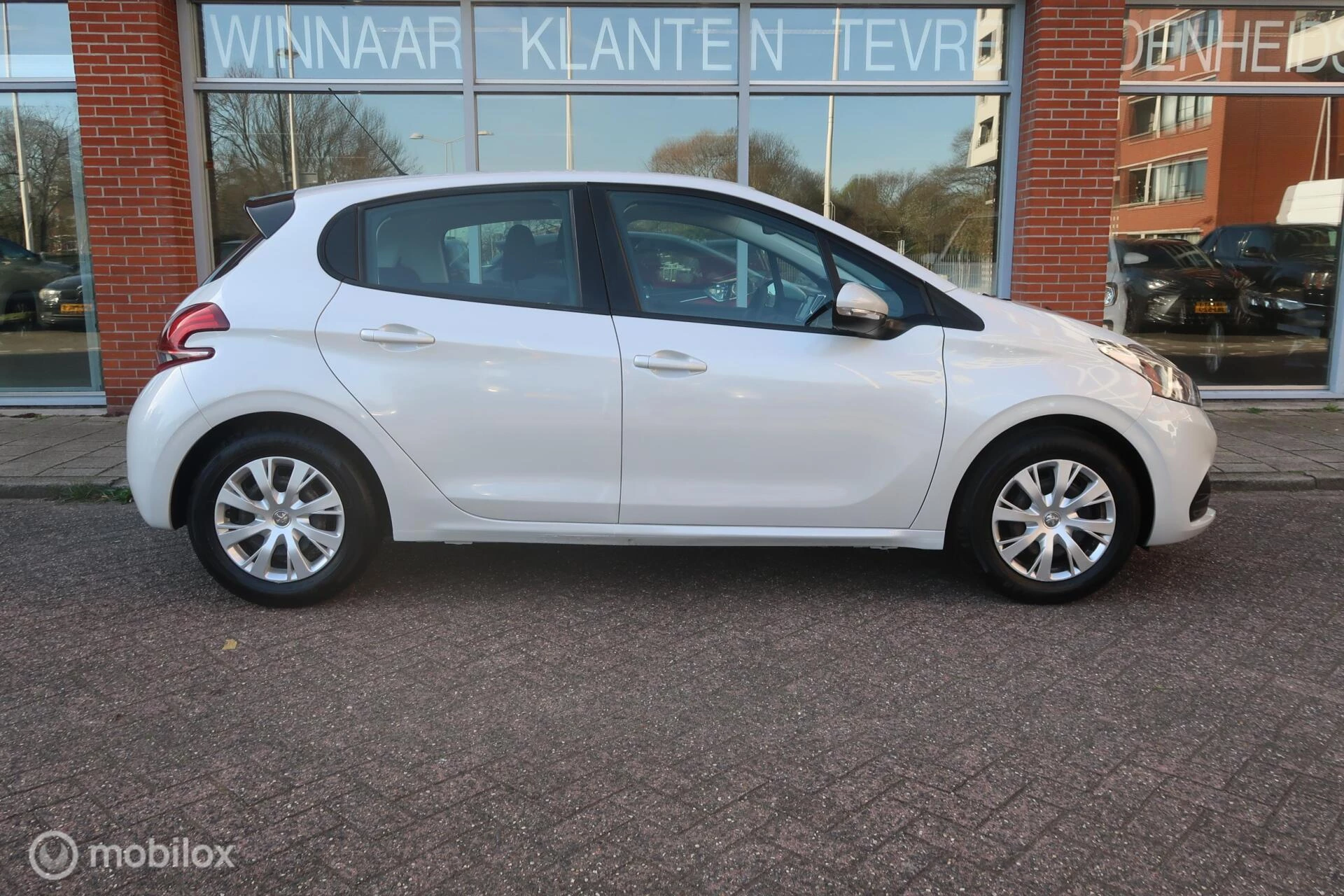 Hoofdafbeelding Peugeot 208