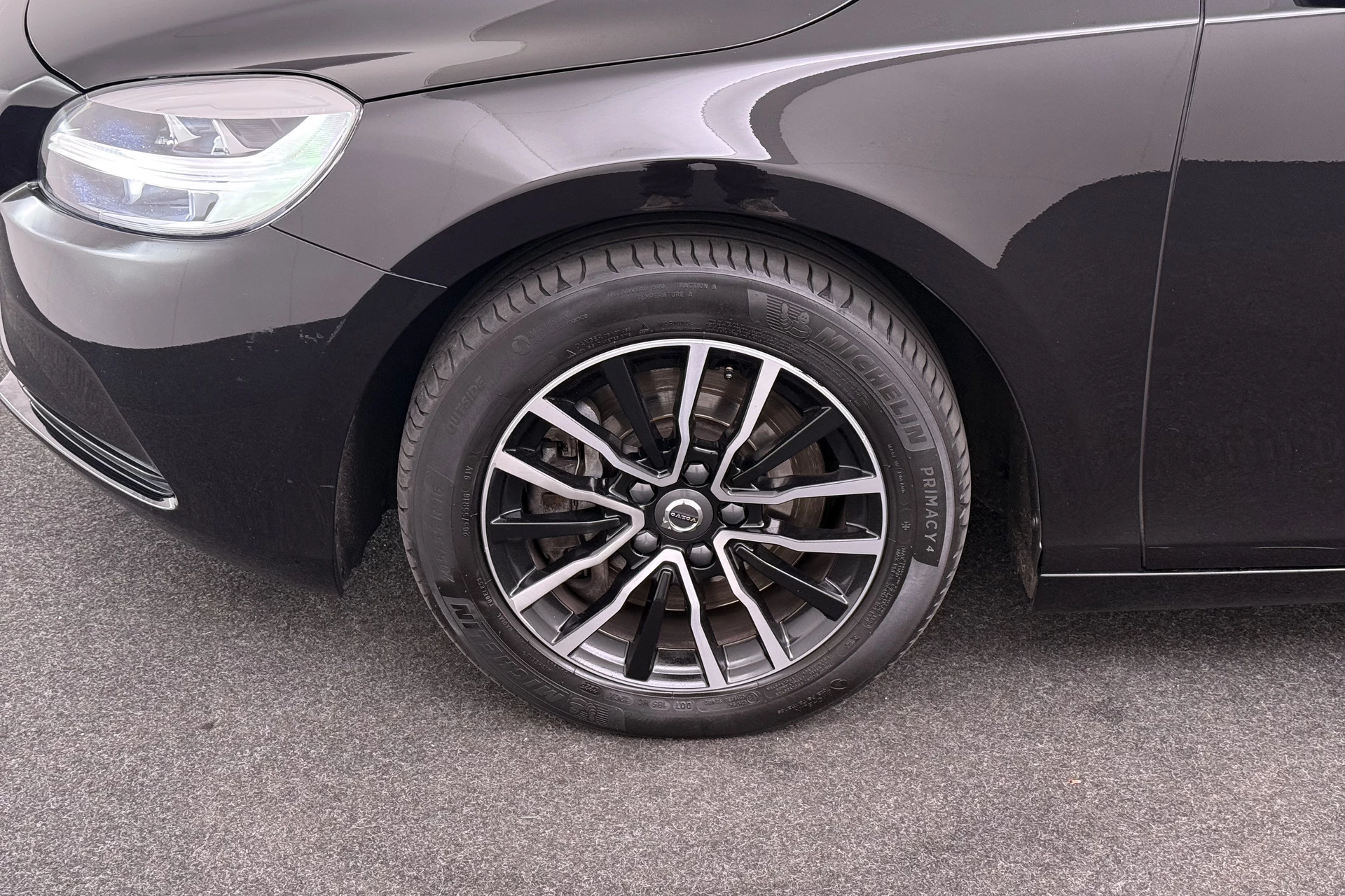 Hoofdafbeelding Volvo V40