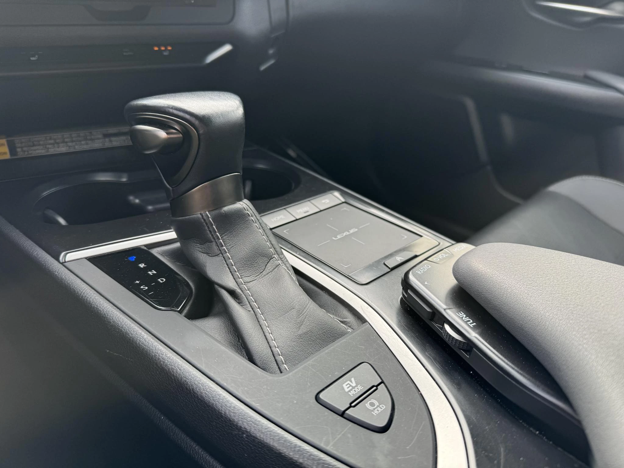 Hoofdafbeelding Lexus UX