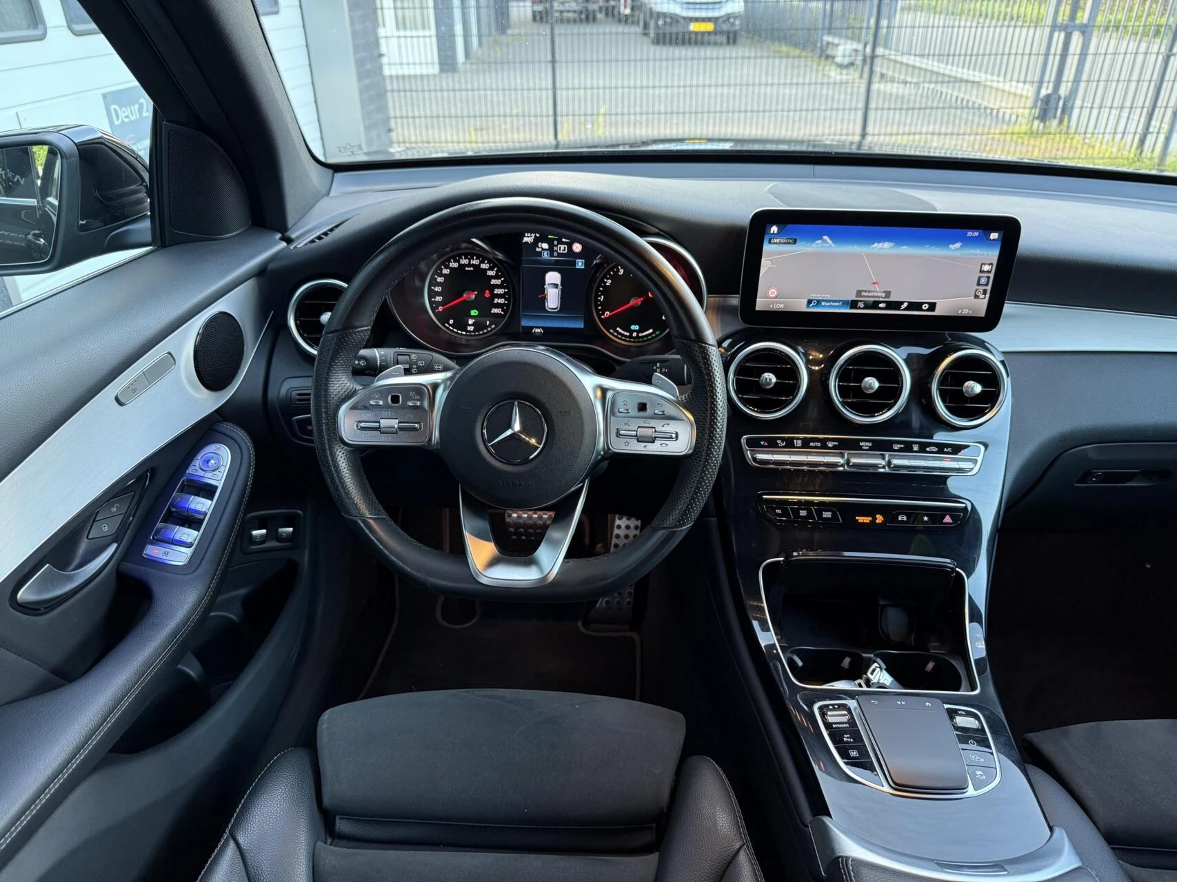 Hoofdafbeelding Mercedes-Benz GLC