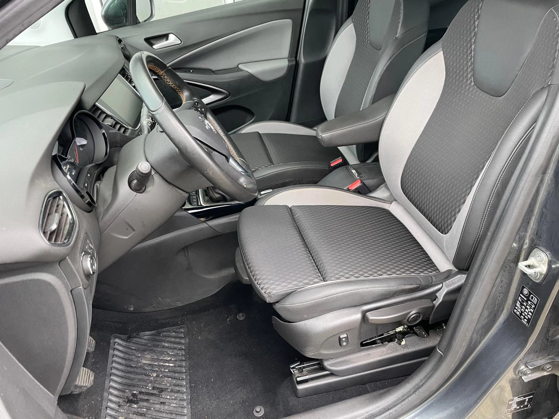 Hoofdafbeelding Opel Crossland X