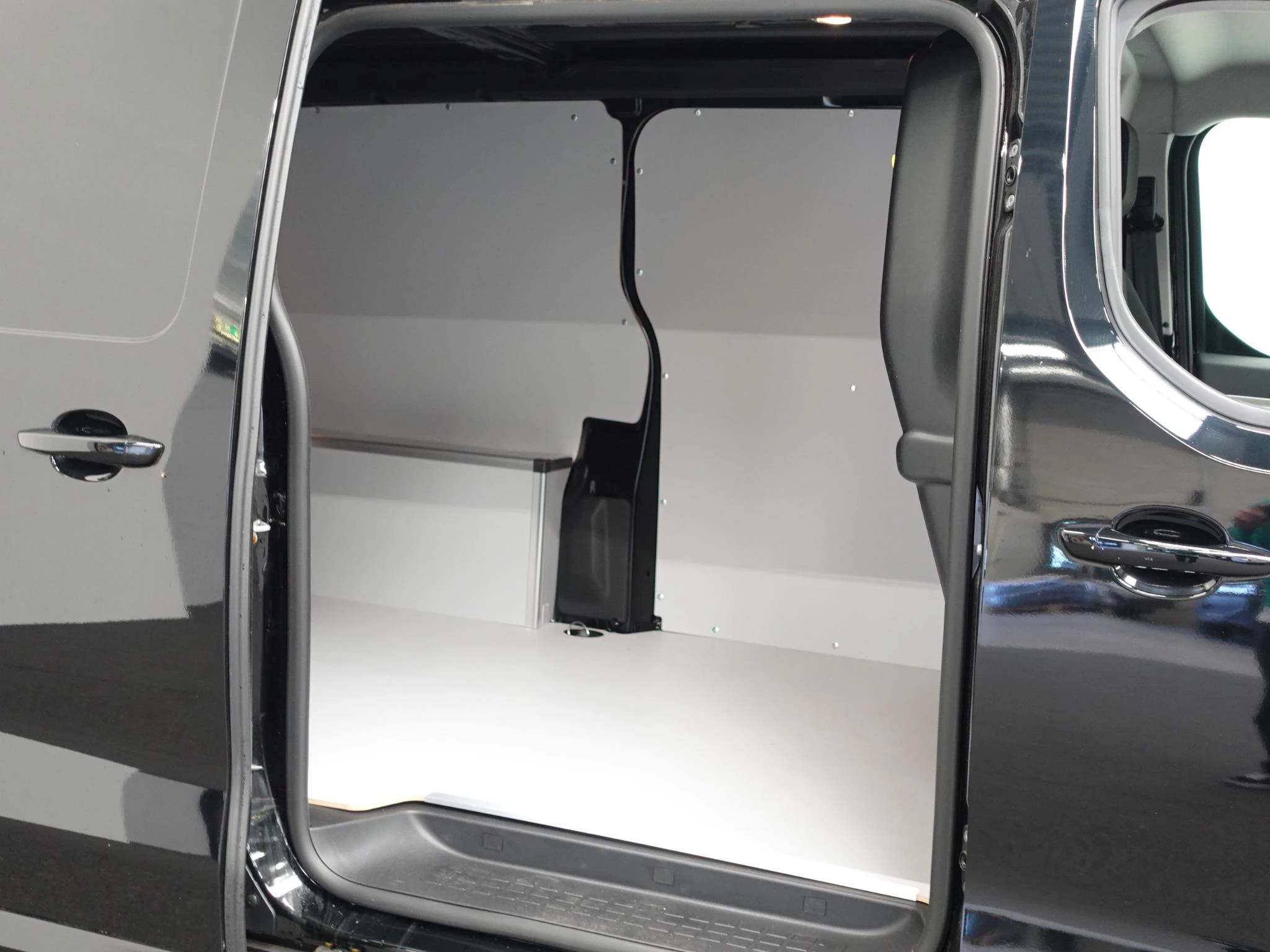 Hoofdafbeelding Peugeot e-Expert