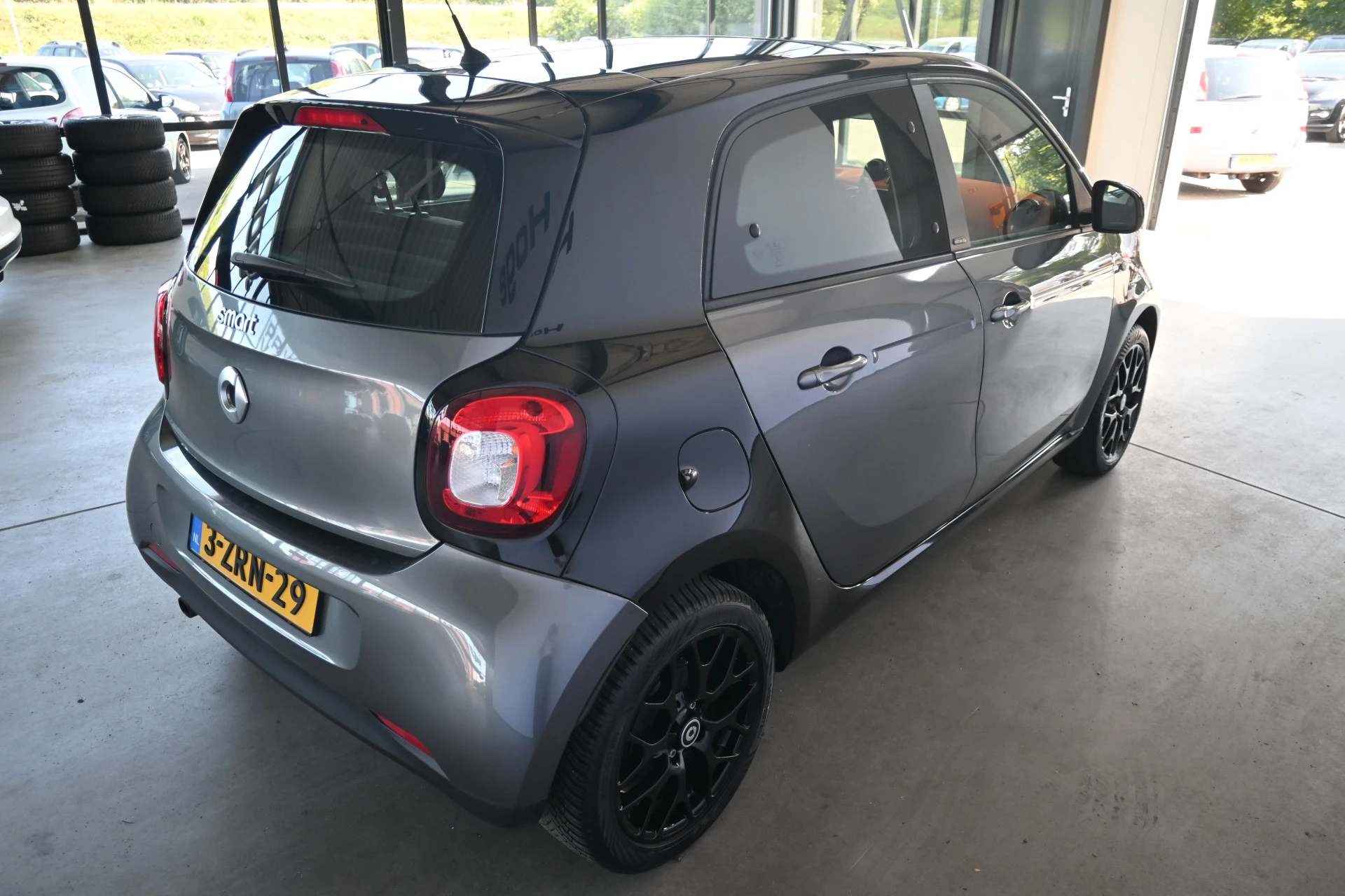 Hoofdafbeelding Smart Forfour