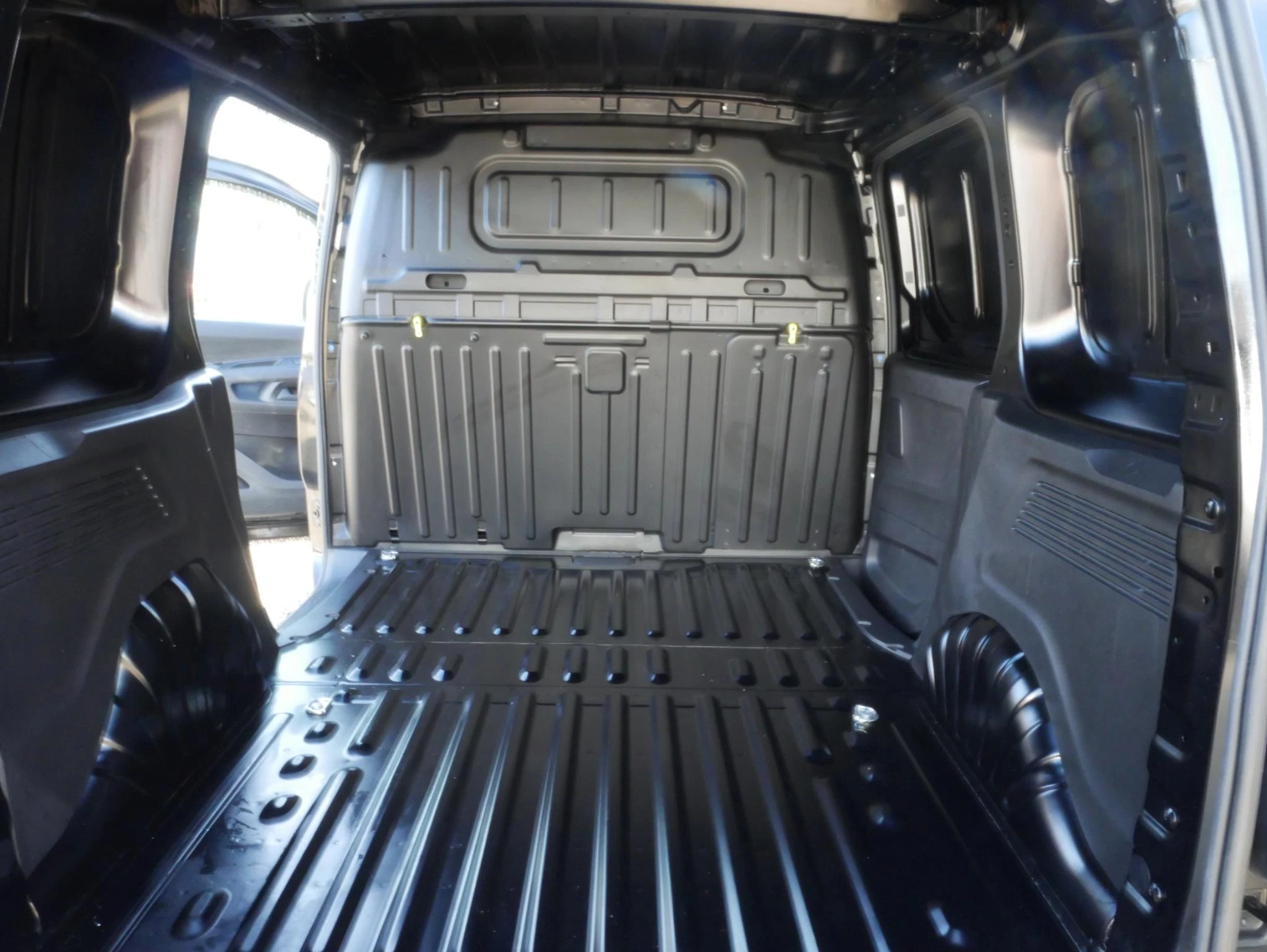 Hoofdafbeelding Peugeot e-Partner