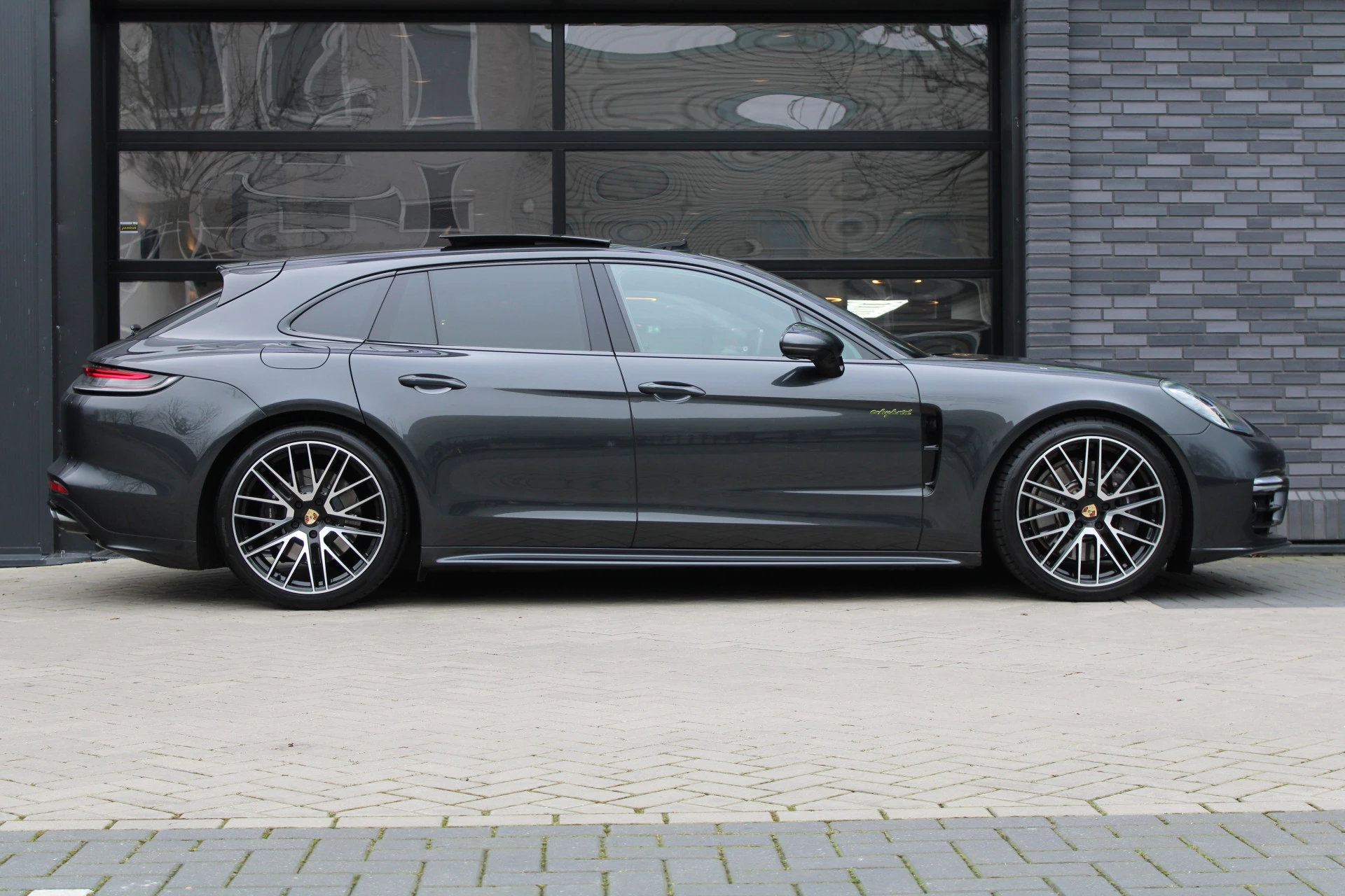 Hoofdafbeelding Porsche Panamera
