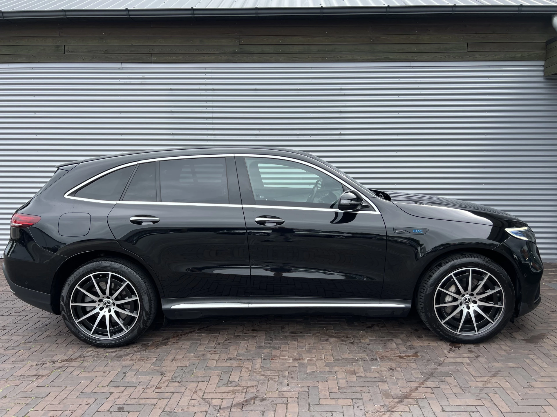Hoofdafbeelding Mercedes-Benz EQC