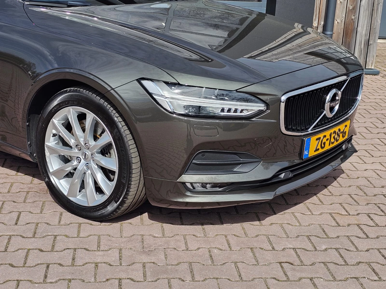 Hoofdafbeelding Volvo V90