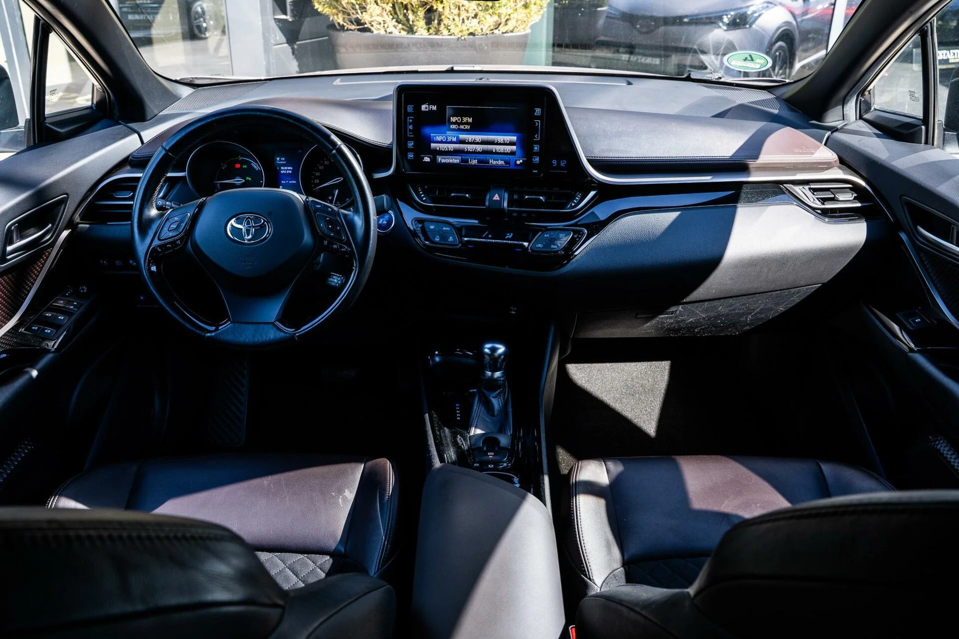 Hoofdafbeelding Toyota C-HR
