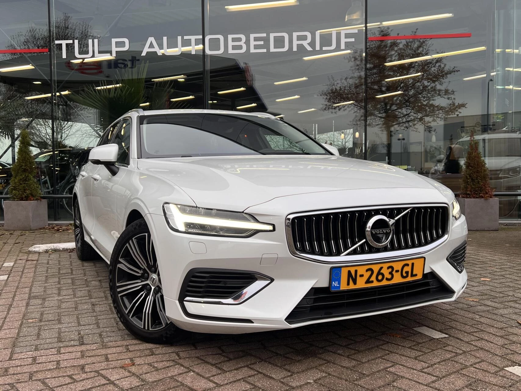 Hoofdafbeelding Volvo V60